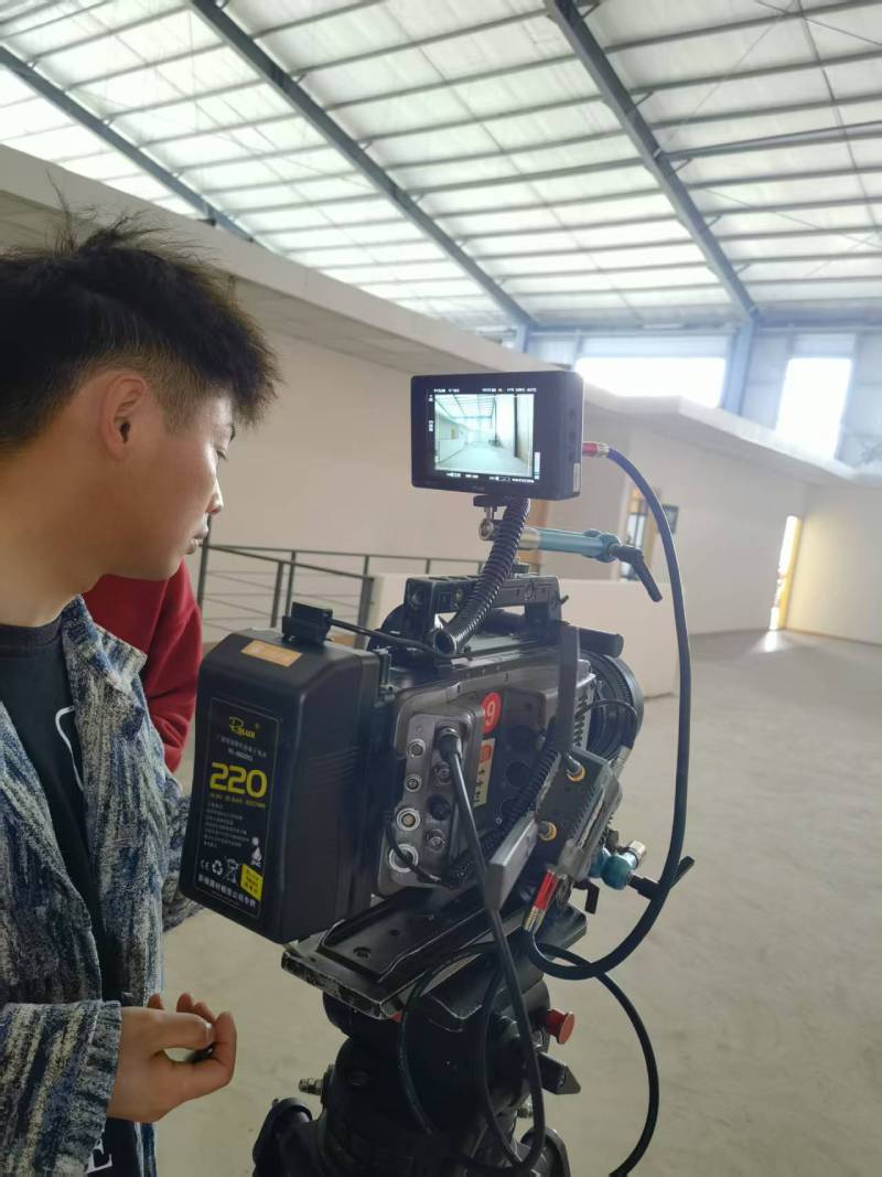 创新驱动，智领未来——右江区TVC与广告片拍摄制作的创新实践